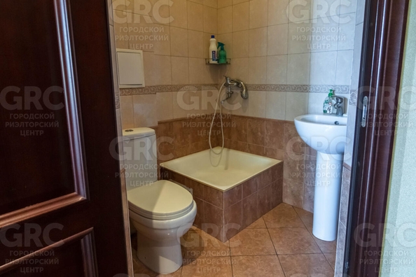 
   Продам коттедж, 320 м², Сочи

. Фото 10.
