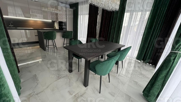 
   Продам дом, 200 м², Сочи

. Фото 5.