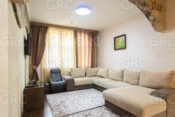 
   Продам дом, 280 м², Сочи

. Фото 1.