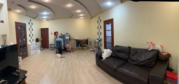 
  Продается 2-комн. квартира, 59 м², Лермонтова ул, д. 120
. Фото 2.