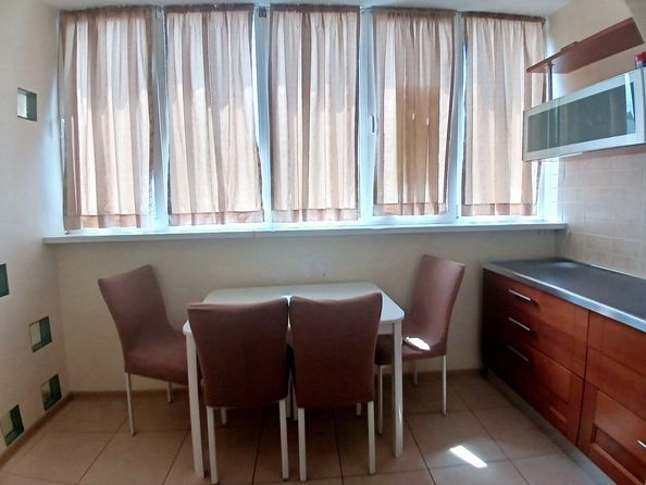 
  Продается 2-комн. квартира, 59 м², Лермонтова ул, д. 120
. Фото 10.