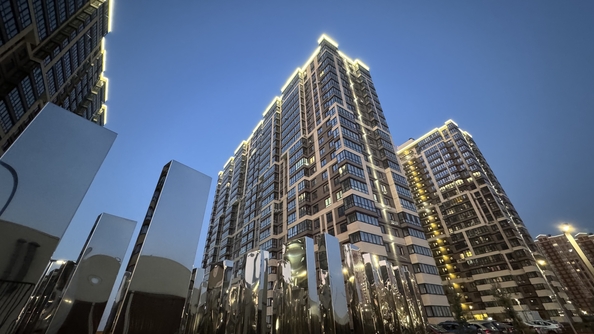 
   Продам 3-комнатную, 81.5 м², Конгрессная ул, 41

. Фото 3.