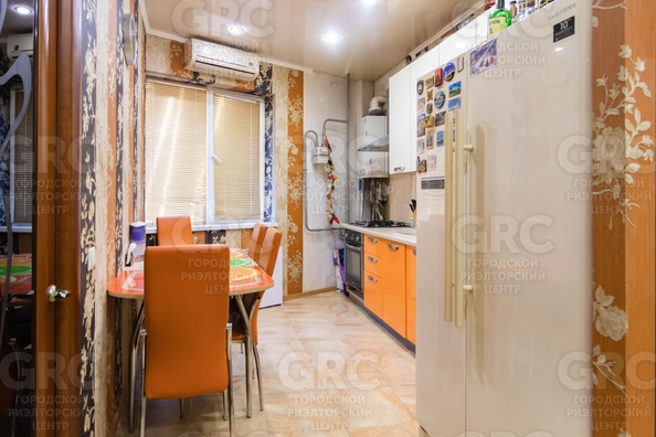 
   Продам 2-комнатную, 59 м², Пластунская ул, 194б

. Фото 4.