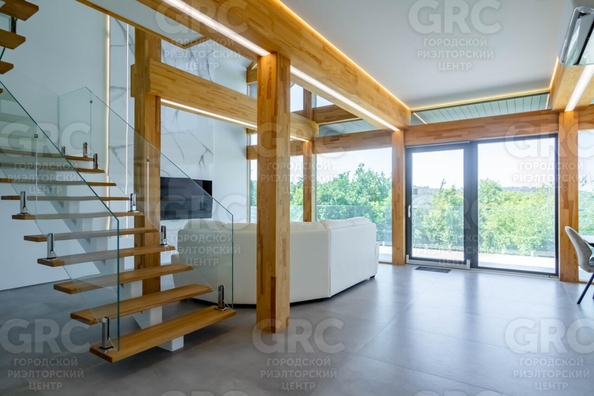 
   Продам коттедж, 280 м², Сочи

. Фото 16.