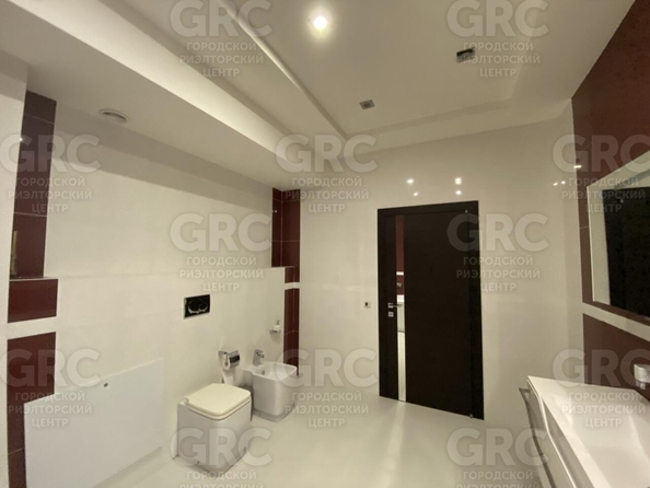 
   Продам дом, 500 м², Сочи

. Фото 32.
