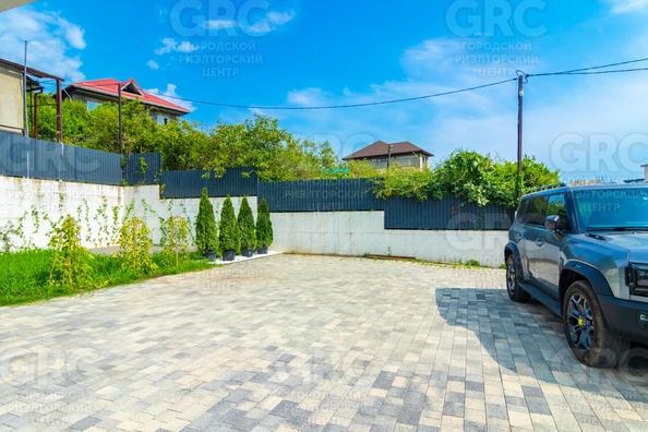 
   Продам дом, 200 м², Сочи

. Фото 3.