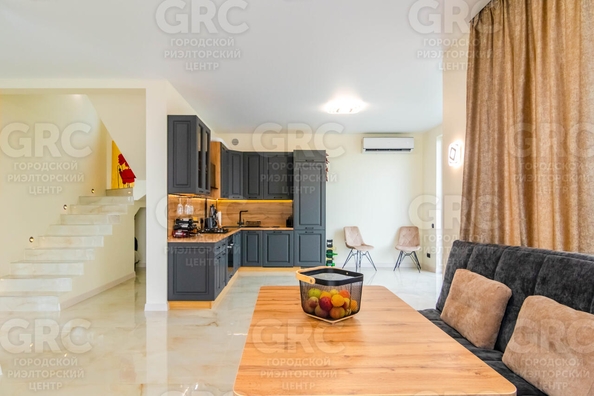 
   Продам дом, 200 м², Сочи

. Фото 22.