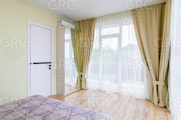 
   Продам дом, 200 м², Сочи

. Фото 35.