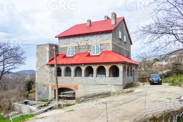 
   Продам дом, 650 м², Сочи

. Фото 1.