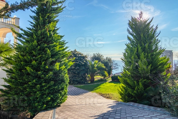 
   Продам дом, 400 м², Сочи

. Фото 12.