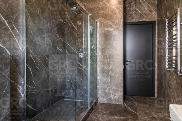 
   Продам коттедж, 185 м², Сочи

. Фото 13.