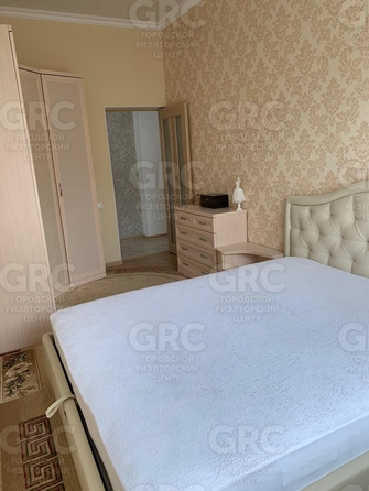 
   Продам 2-комнатную, 53 м², Ленина ул, 284Г/4

. Фото 2.