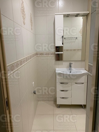 
   Продам 2-комнатную, 53 м², Ленина ул, 284Г/4

. Фото 7.
