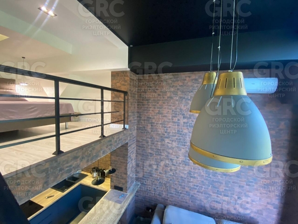 
   Продам 1-комнатный апартамент, 28 м², Виноградная ул, 207

. Фото 9.