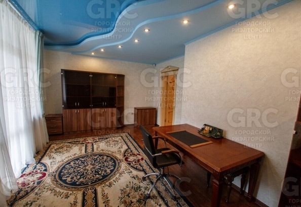 
   Продам 4-комнатную, 185 м², Виноградная ул, 53/15

. Фото 10.