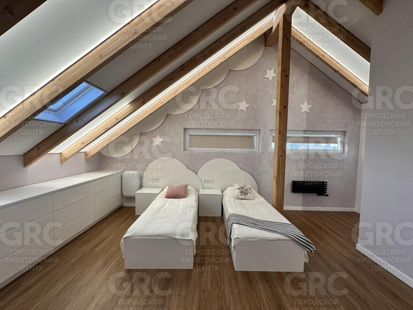 
   Продам дом, 300 м², Сочи

. Фото 15.