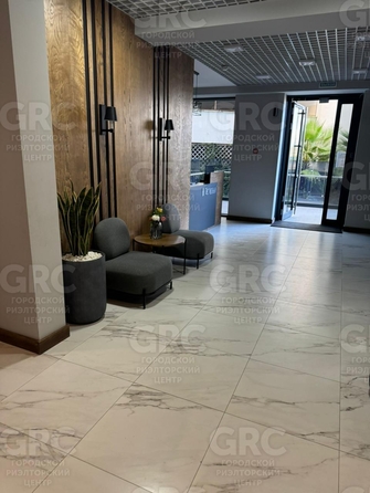 
   Продам 3-комнатную, 84 м², Фабрициуса Я. ул, 2/27

. Фото 2.
