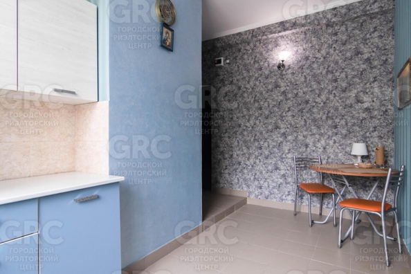 
  Продается 1-комн. квартира, 32 м², Виноградная ул, д. 121
. Фото 7.