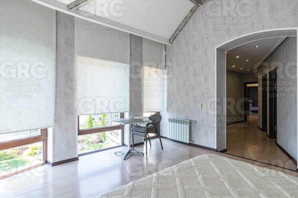 
   Продам дом, 270 м², Сочи

. Фото 45.