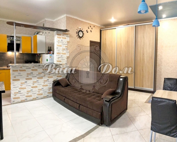 
   Продам 2-комнатную, 43 м², Суворова ул, 29

. Фото 1.