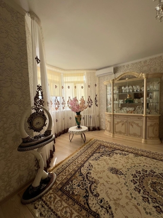 
  Продается 2-комн. квартира, 77 м², Омелькова ул, д. 20к2
. Фото 2.