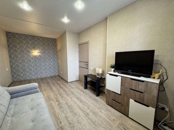 
  Продается 1-комн. квартира, 42 м², Толстого ул, д. 130к1
. Фото 8.