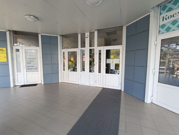 
  Продается 2-комн. квартира, 75 м², Кирова ул, д. 1
. Фото 23.