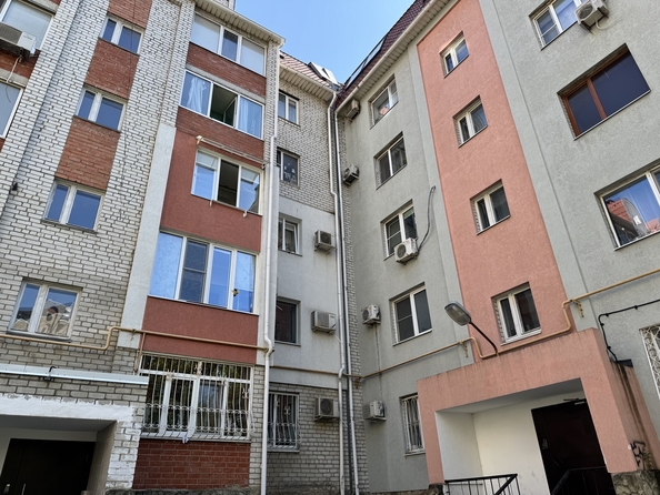 
  Продается 2-комн. квартира, 60 м², Евскина б-р, д. 3
. Фото 26.