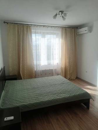 
  Продается 2-комн. квартира, 65 м², Ленина ул, д. 192
. Фото 4.