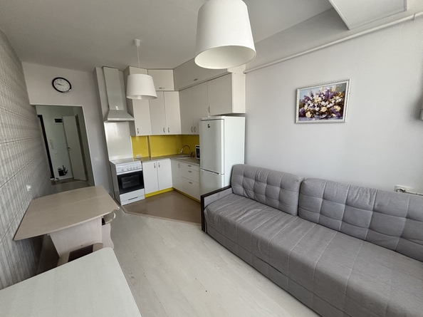 
  Продается 2-комн. квартира, 47 м², Стахановская ул, д. 14
. Фото 3.