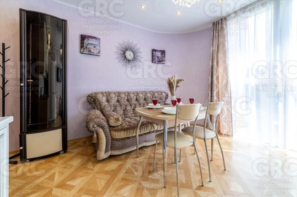 
  Продается 2-комн. квартира, 48 м², Войкова ул, д. 27
. Фото 3.