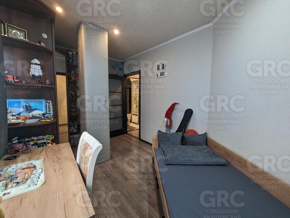 
  Продается 2-комн. квартира, 52 м², Голенева ул, д. 17/5
. Фото 7.