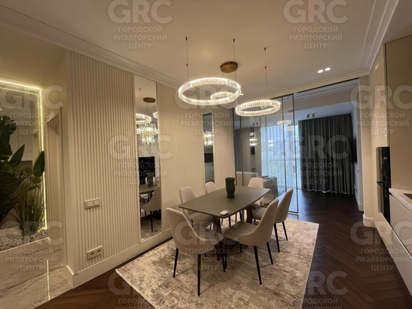 
  Продается 2-комн. квартира, 63 м², Парковая ул, д. 5
. Фото 1.