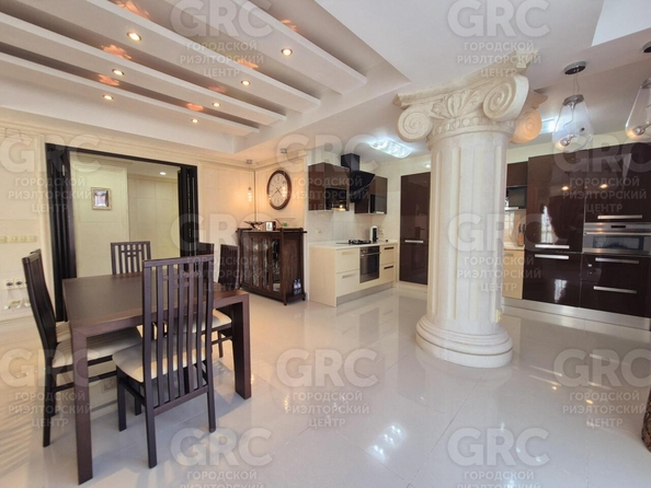 
  Продается 2-комн. квартира, 110 м², Сухумское шоссе ул, д. 13/7
. Фото 5.