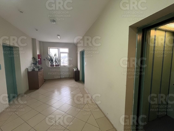 
   Продам 1-комнатную, 42 м², Пасечная ул, 7

. Фото 16.