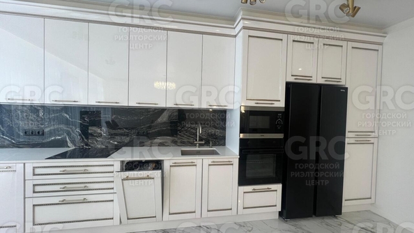 
  Продается 3-комн. квартира, 120 м², Депутатская ул, д. 10
. Фото 3.