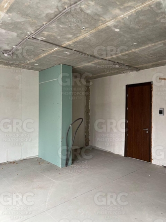 
  Продается 1-комнатный апартамент, 35 м², Конституции СССР ул, д. 18
. Фото 2.