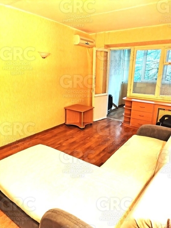 
  Продается 3-комн. квартира, 58 м², Тоннельная ул, д. 27
. Фото 1.