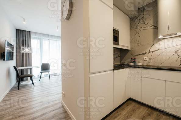
  Продается апартамент, 35 м², Конституции СССР ул, д. 18
. Фото 3.