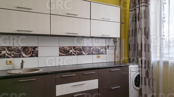
  Продается 2-комн. квартира, 45.7 м², Одесская ул, д. 22
. Фото 3.