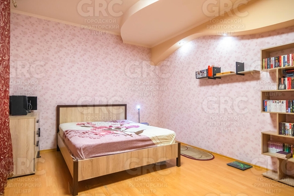 
  Продается 3-комн. квартира, 100 м², Грибоедова ул, д. 30
. Фото 5.