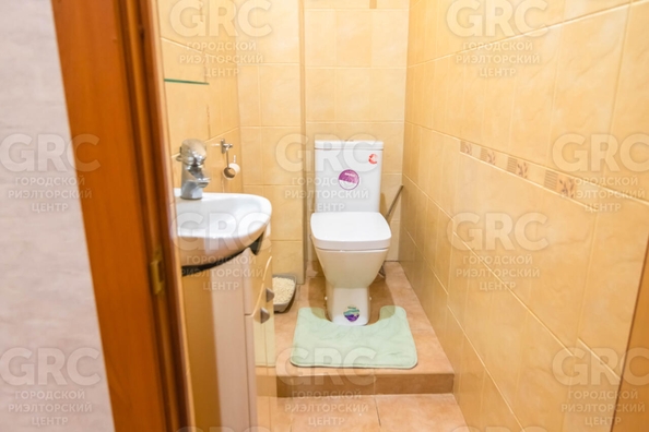 
  Продается 3-комн. квартира, 100 м², Грибоедова ул, д. 30
. Фото 19.