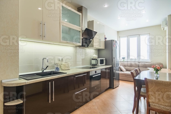 
  Продается 2-комн. квартира, 46 м², Параллельная ул
. Фото 11.