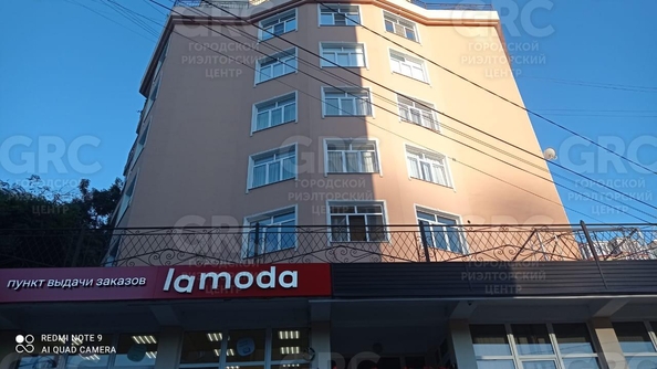 
  Продается 1-комнатный апартамент, 53.9 м², Грибоедова ул, д. 12а
. Фото 2.