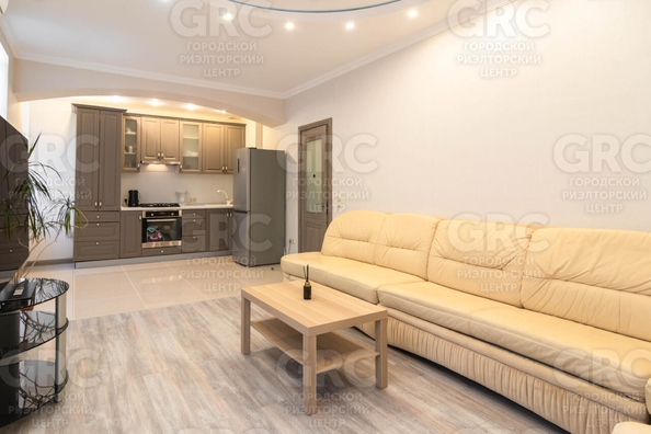 
  Продается 2-комн. квартира, 46 м², Пирогова ул, д. 50
. Фото 5.
