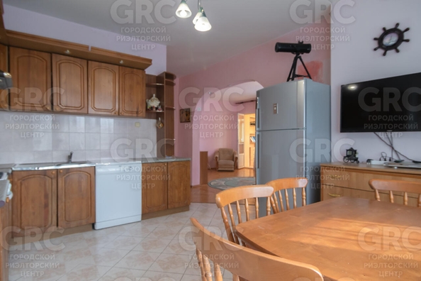 
  Продается 2-комн. квартира, 70 м², Бамбуковая ул, д. 32
. Фото 13.