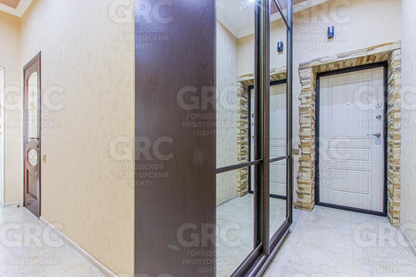 
  Продается 3-комн. квартира, 100 м², Клубничная ул, д. 8а
. Фото 4.