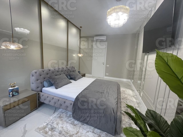 
  Продается 4-комнатный апартамент, 250 м², Черноморская ул, д. 4Д
. Фото 4.