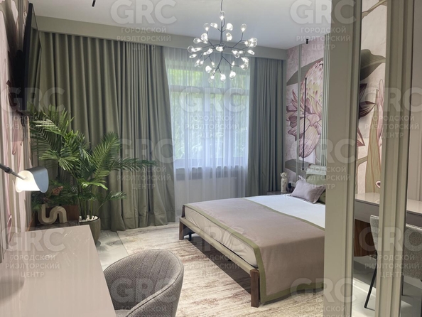 
  Продается 4-комнатный апартамент, 250 м², Черноморская ул, д. 4Д
. Фото 11.