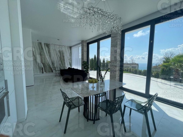 
   Продам коттедж, 203.6 м², Сочи

. Фото 14.